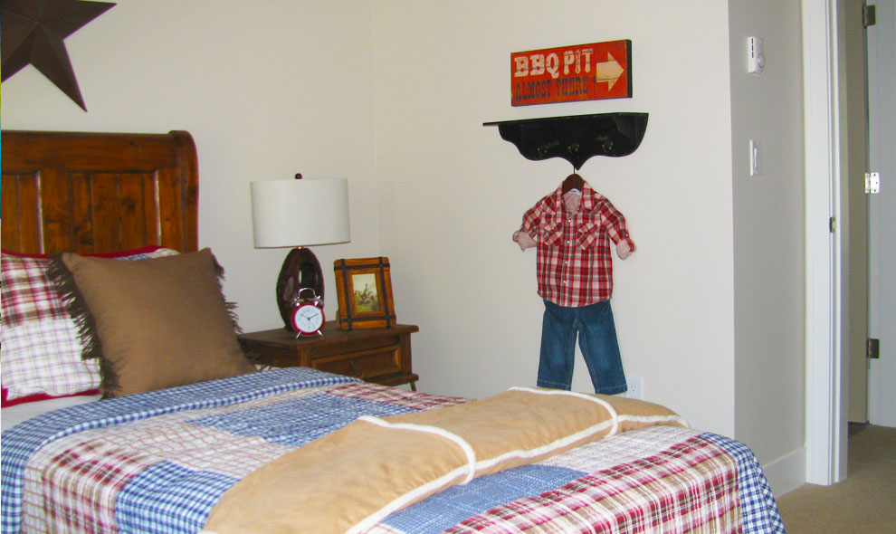 boy's room